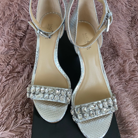 Michael Kors Heels - Picture 2 of 6